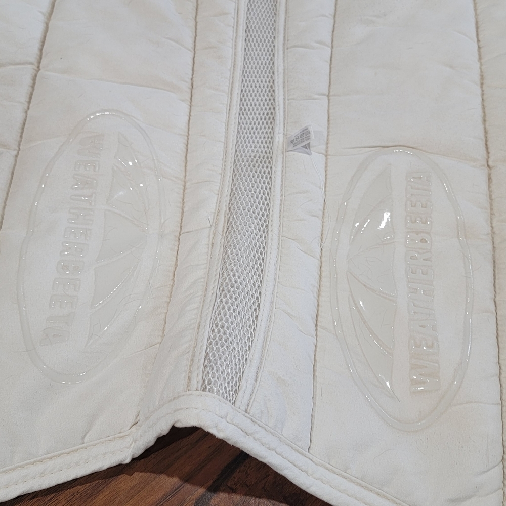 Weatherbeeta Saddle pad - Picture 12 of 14